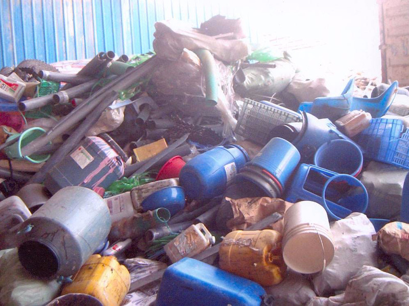 废旧塑料制品回收